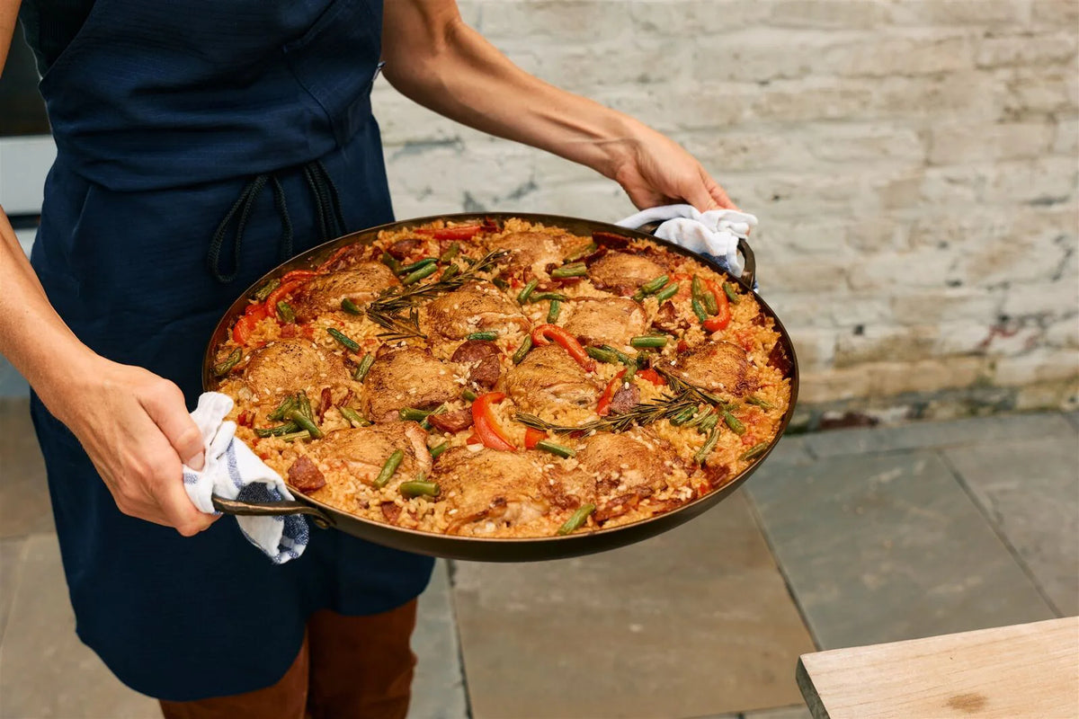 Smithey Ironware Paella Pan