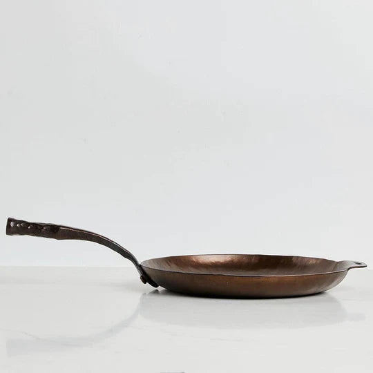 Smithey Ironware Carbon Steel Farmhouse Skillet