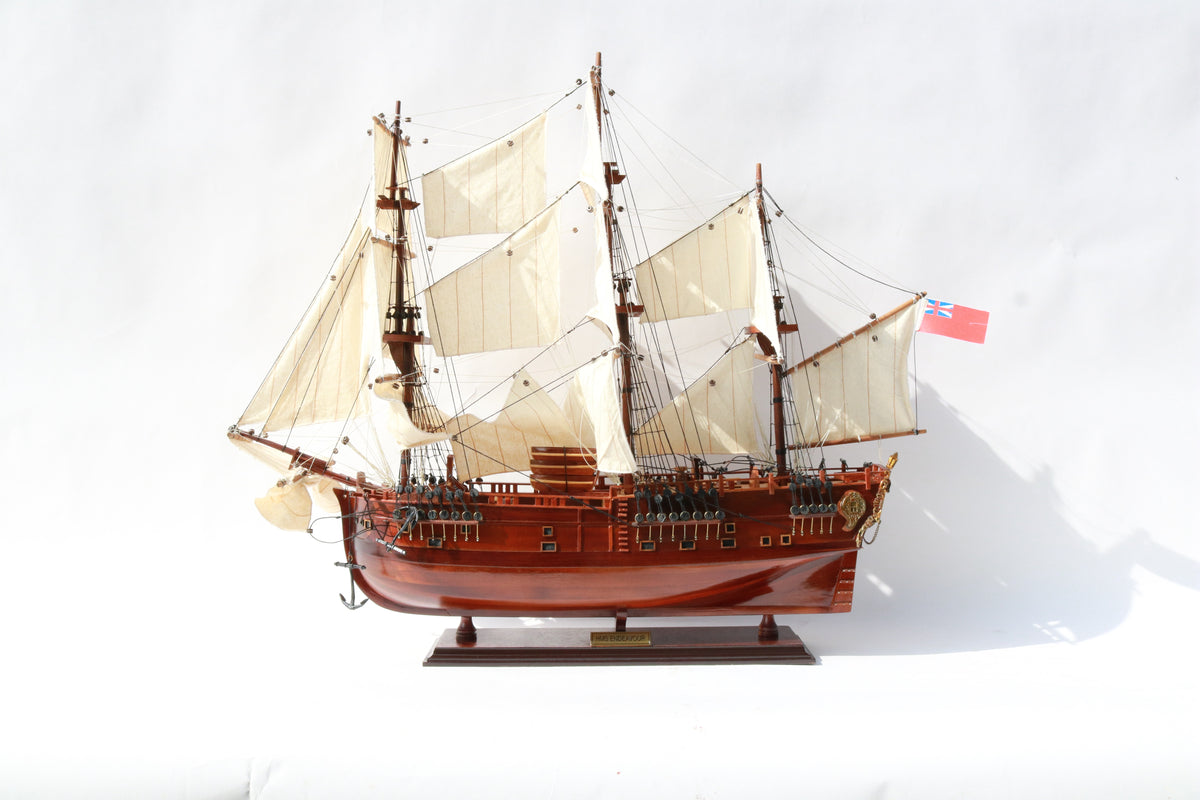 Classic Craft HM Bark Endeavour Model Boat