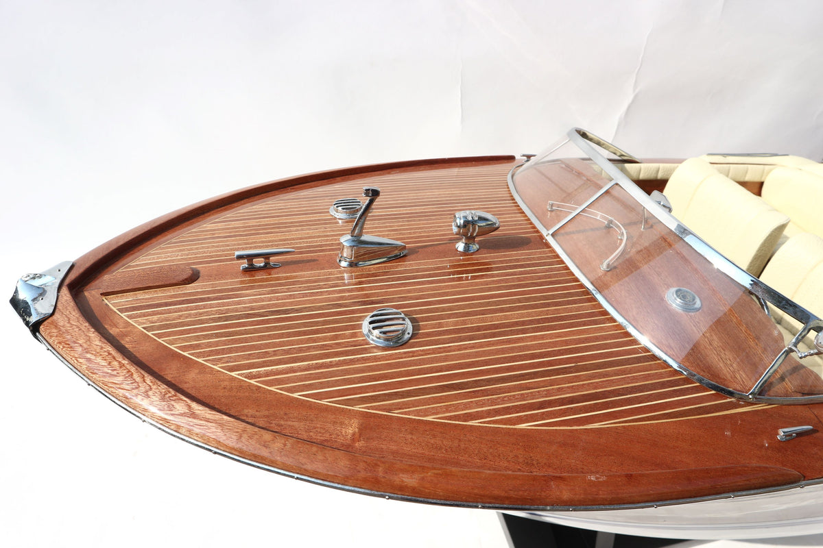 Classic Craft Riva Aquarama Model Boat / White Seats