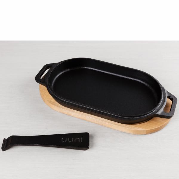 Ooni Cast Iron SIZZLER Pan with Removable Handle & Thick Wooden Trivet