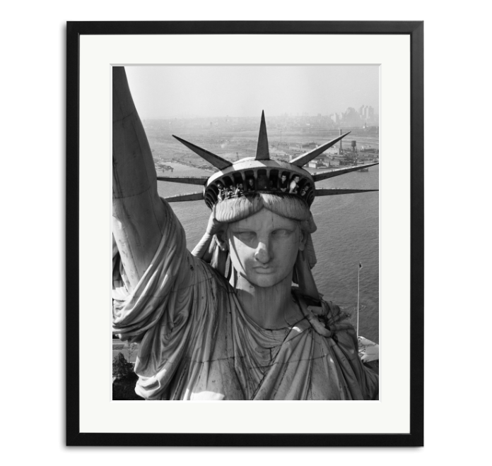 Sonic Editions Sightseeing From The Statue Of Liberty