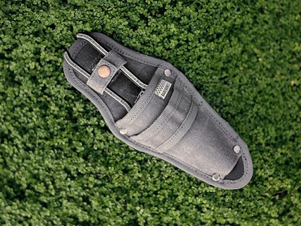 Barebones Metal Pruner With Sheath