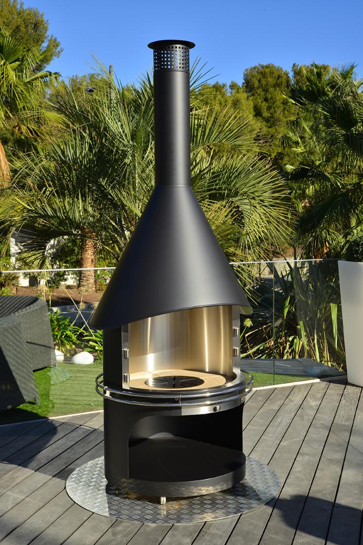 Sonsy XL Outdoor Fireplace