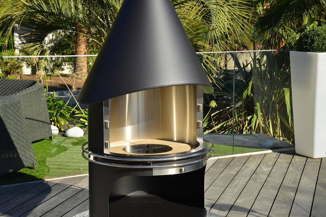 Sonsy XL Outdoor Fireplace