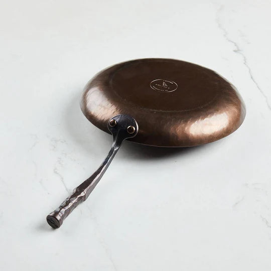 Smithey Ironware Carbon Steel Farmhouse Skillet