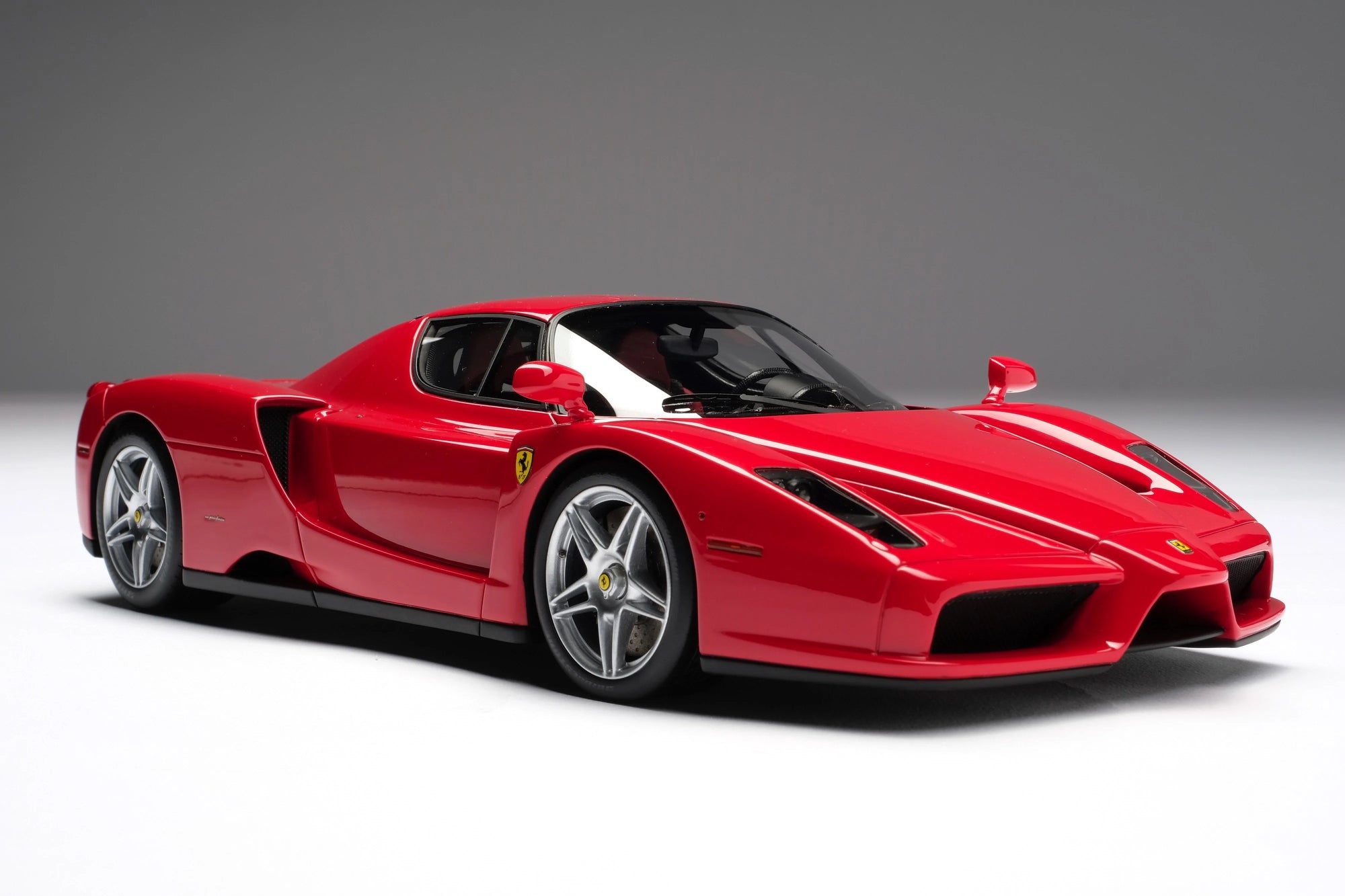 Amalgam Collection Ferrari Enzo 1:18 Scale Model Car