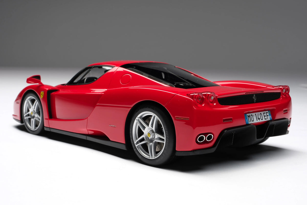Amalgam Collection Ferrari Enzo 1:18 Scale Model Car