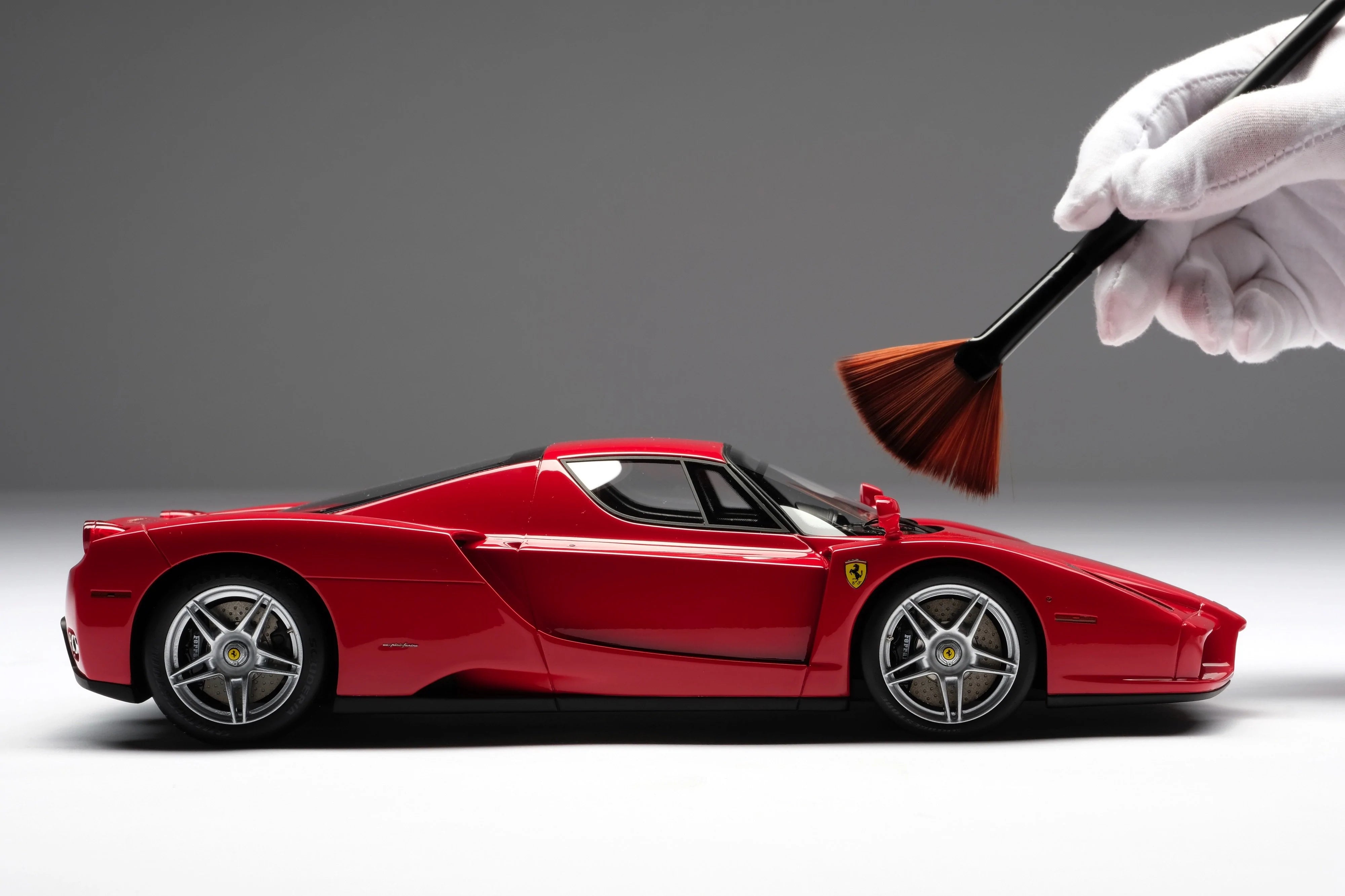 Amalgam Collection Ferrari Enzo 1:18 Scale Model Car