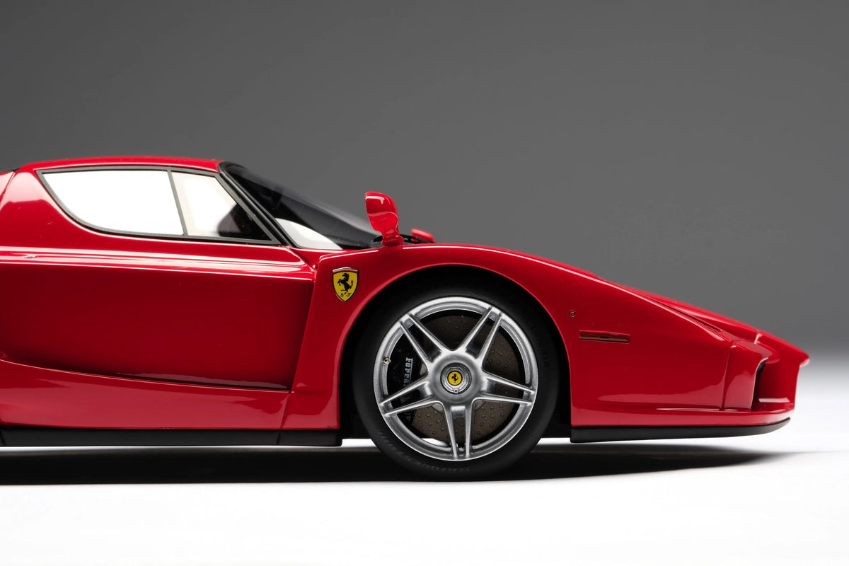 Amalgam Collection Ferrari Enzo 1:18 Scale Model Car