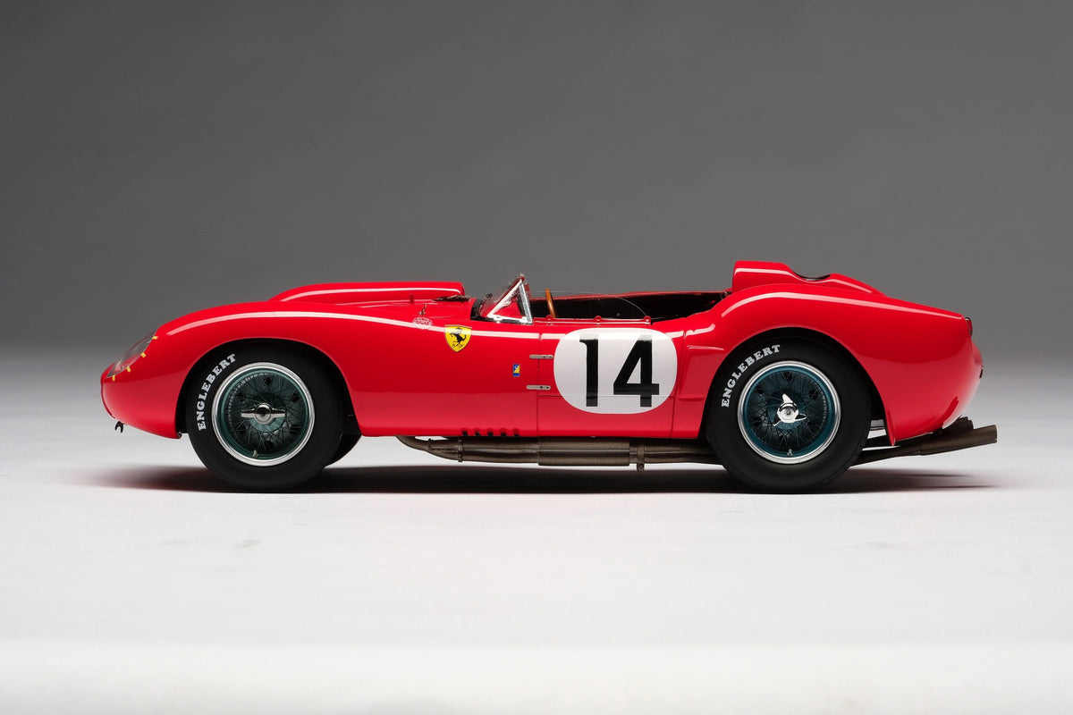 Amalgam Collection Ferrari 250 Testa Rossa 1958 Le Mans Winner 1:18 Scale Model Car