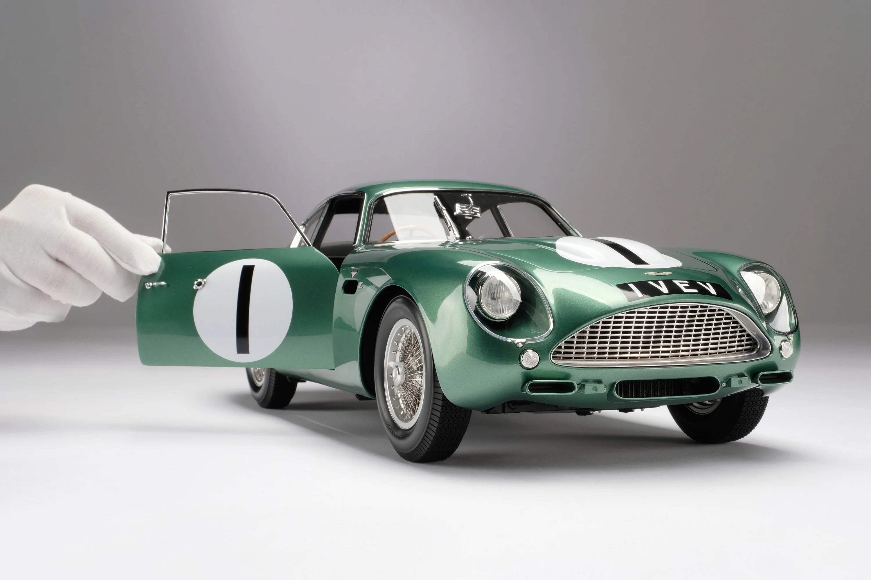 Amalgam Collection Aston Martin DB4 GT Zagato - 1961 Goodwood TT - Sal