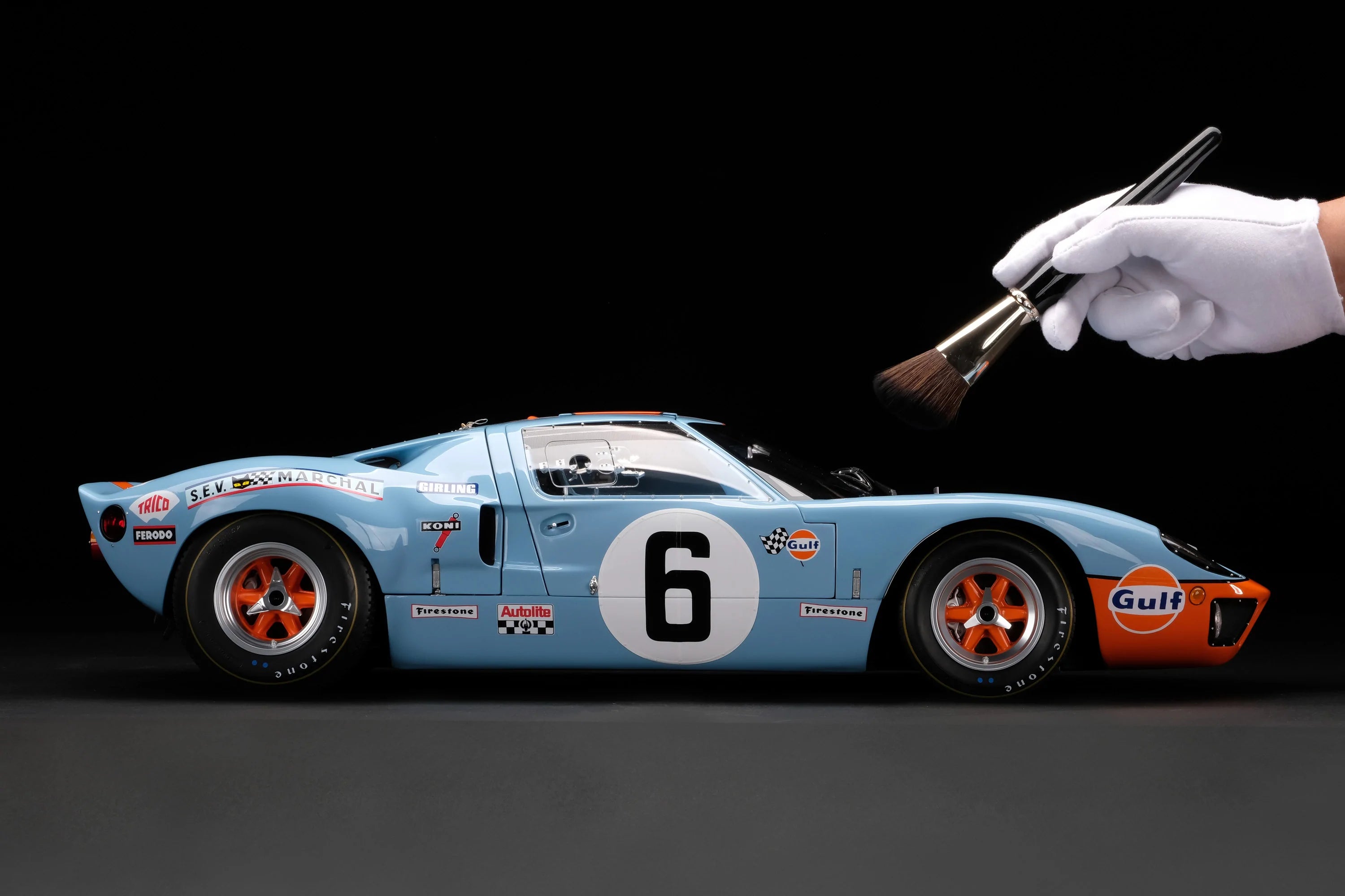 Amalgam Collection Ford GT40 1969 Le Mans Winner 1:8 Scale