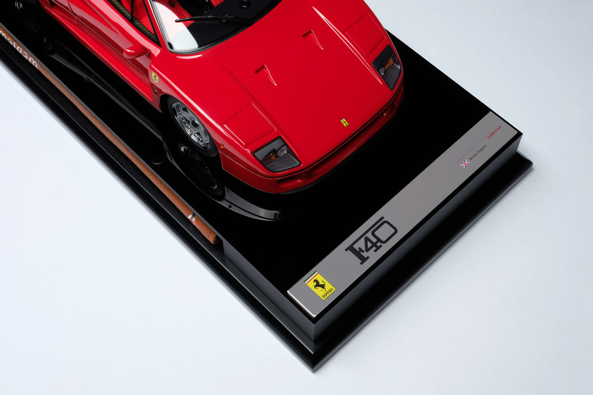 Amalgam Collection Ferrari F40 1:18 Scale Model Car