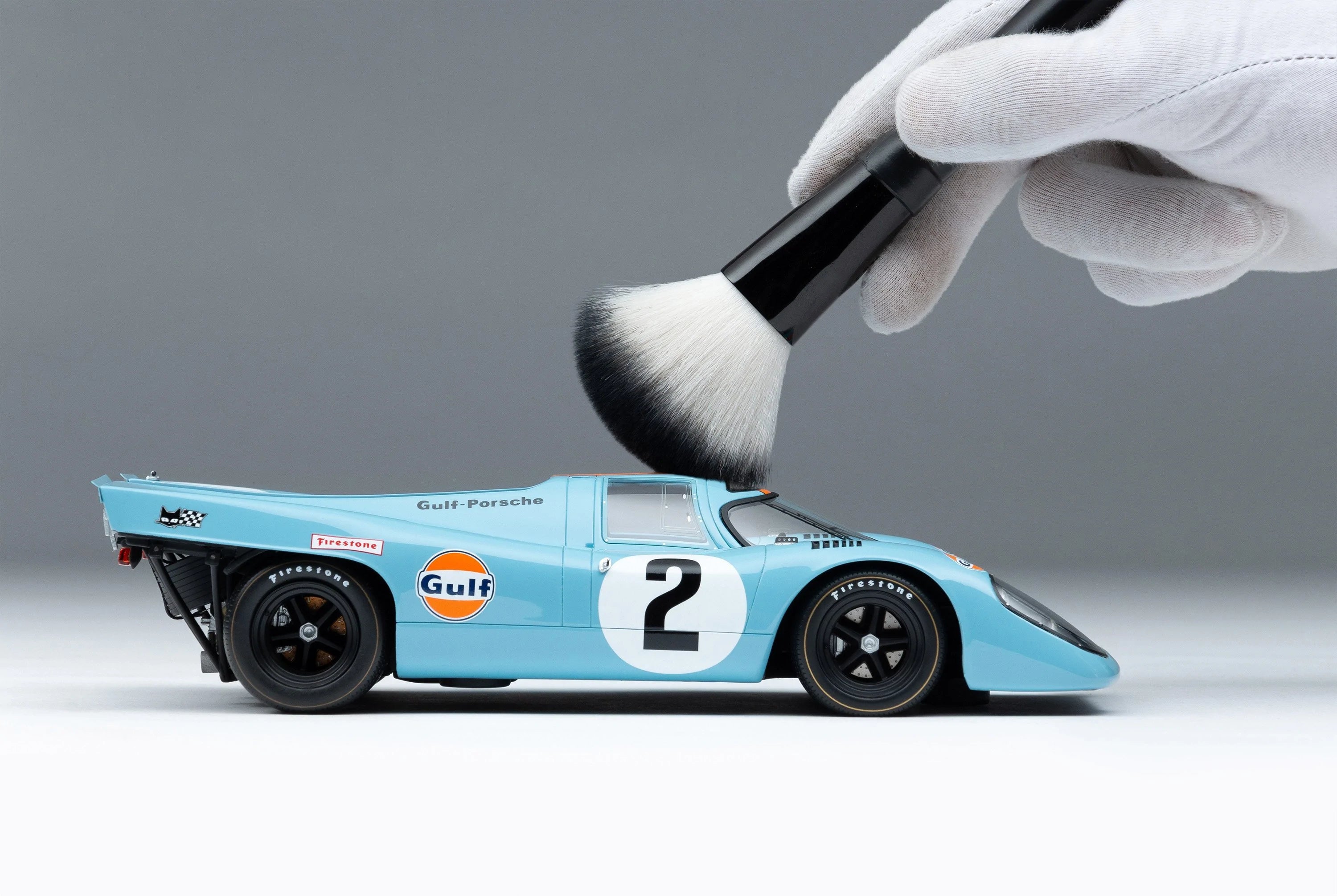 Amalgam Collection Porsche 917K - 1970 Daytona Winner in Gulf Livery 1