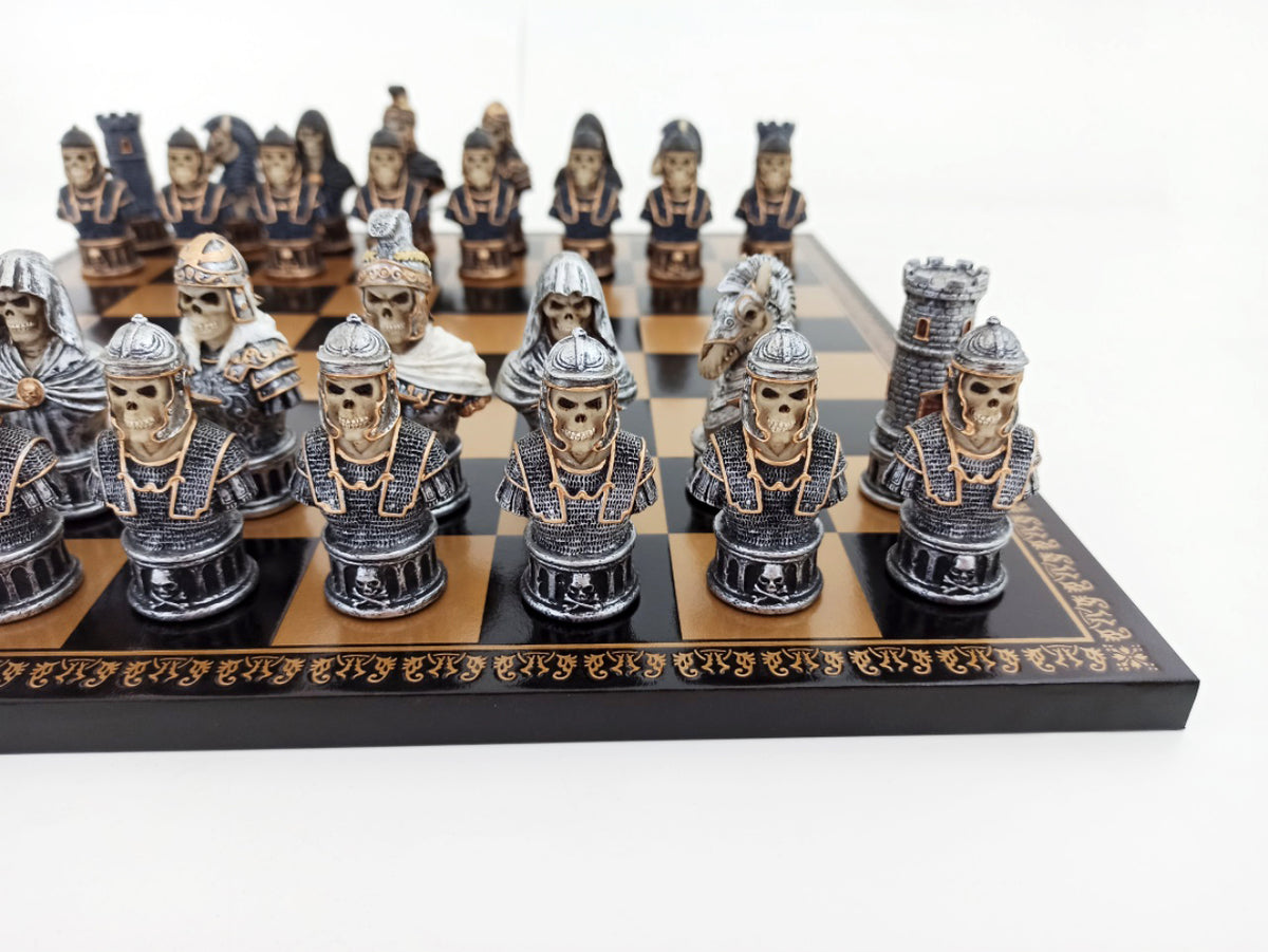 Italfama Skeletor Chess Set