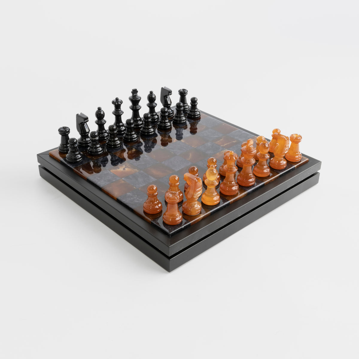 Scali-alabastro-14034_NS-Nero-Bruno-alabaster-brown-black-marble-stone-quality-chess-set-australia-italian-italy-hand-made-storage-chess-board-hero-grey.jpg