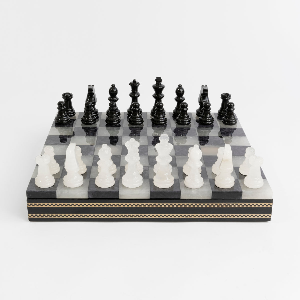 Scali-alabastro-14156_NS-Nero-Bianco-alabaster-white-black-marble-stone-quality-chess-set-australia-italian-italy-hand-made-storage-hero-front.jpg