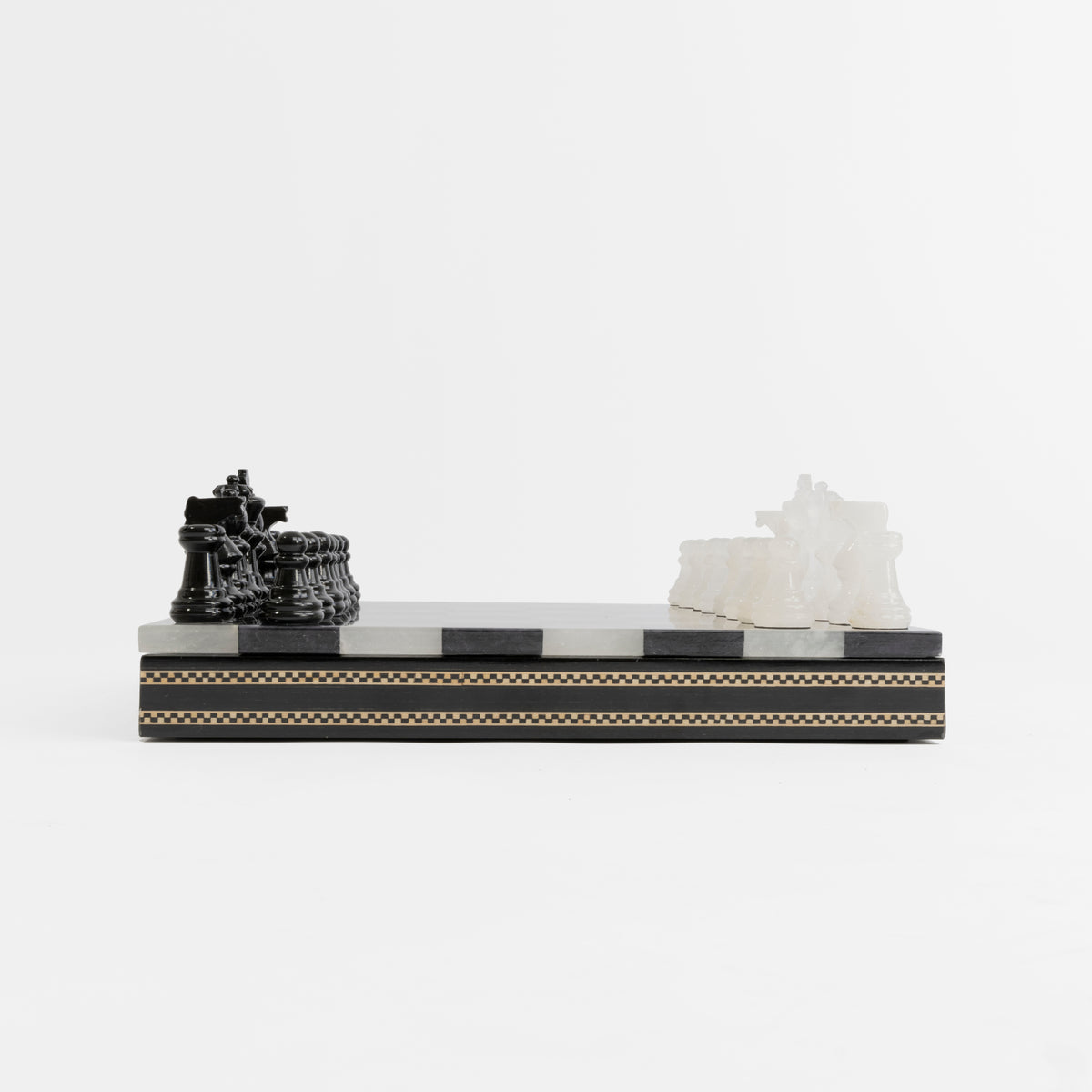 Scali-alabastro-14156_NS-Nero-Bianco-alabaster-white-black-marble-stone-quality-chess-set-australia-italian-italy-hand-made-storage-hero-side.jpg