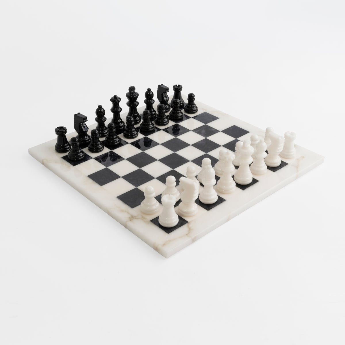 Scali-alabastro-14MF1-Bianco-Nero-alabaster-white-black-marble-stone-quality-chess-set-australia-italian-italy-hand-made-.hero.jpg