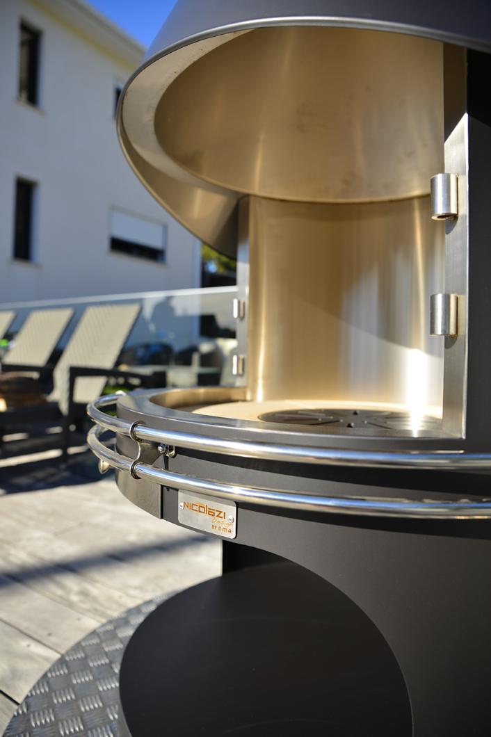 Sonsy XL Outdoor Fireplace