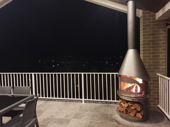 Sonsy XL Outdoor Fireplace