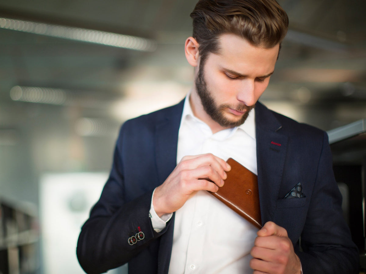 Danny P. Leather Wallet and iPhone 6/6s/7 Case Brown